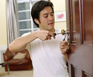 General Locksmith Store Atlantic Highlands, NJ 732-204-7498 - changing-locks